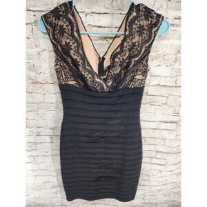 Adrianna Papell Dress Fitted Lace Size 4P Petite Dress